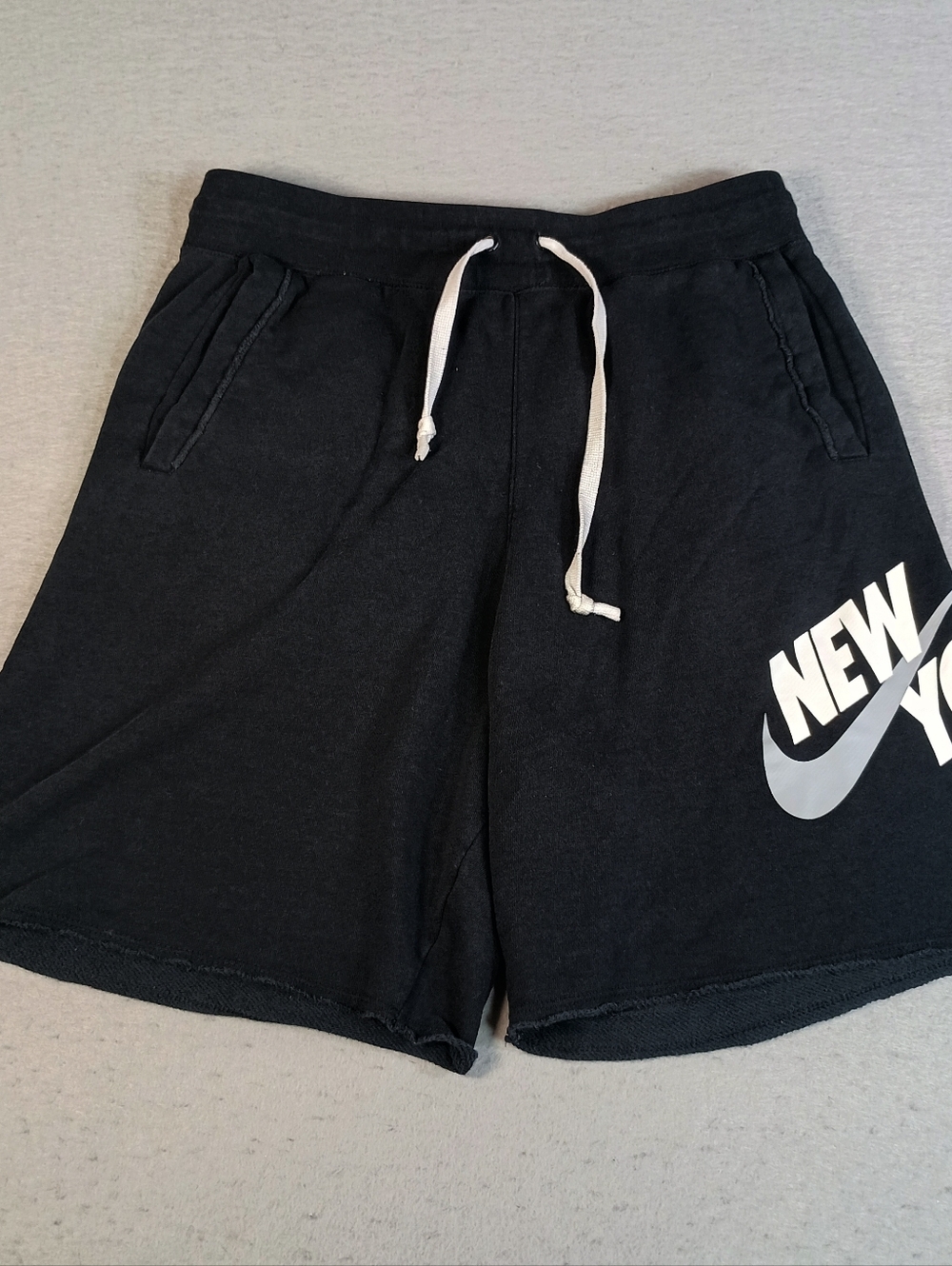 Nike Club Alumni Shorts Men's M Black French Terry New York Embroidered Outdoor